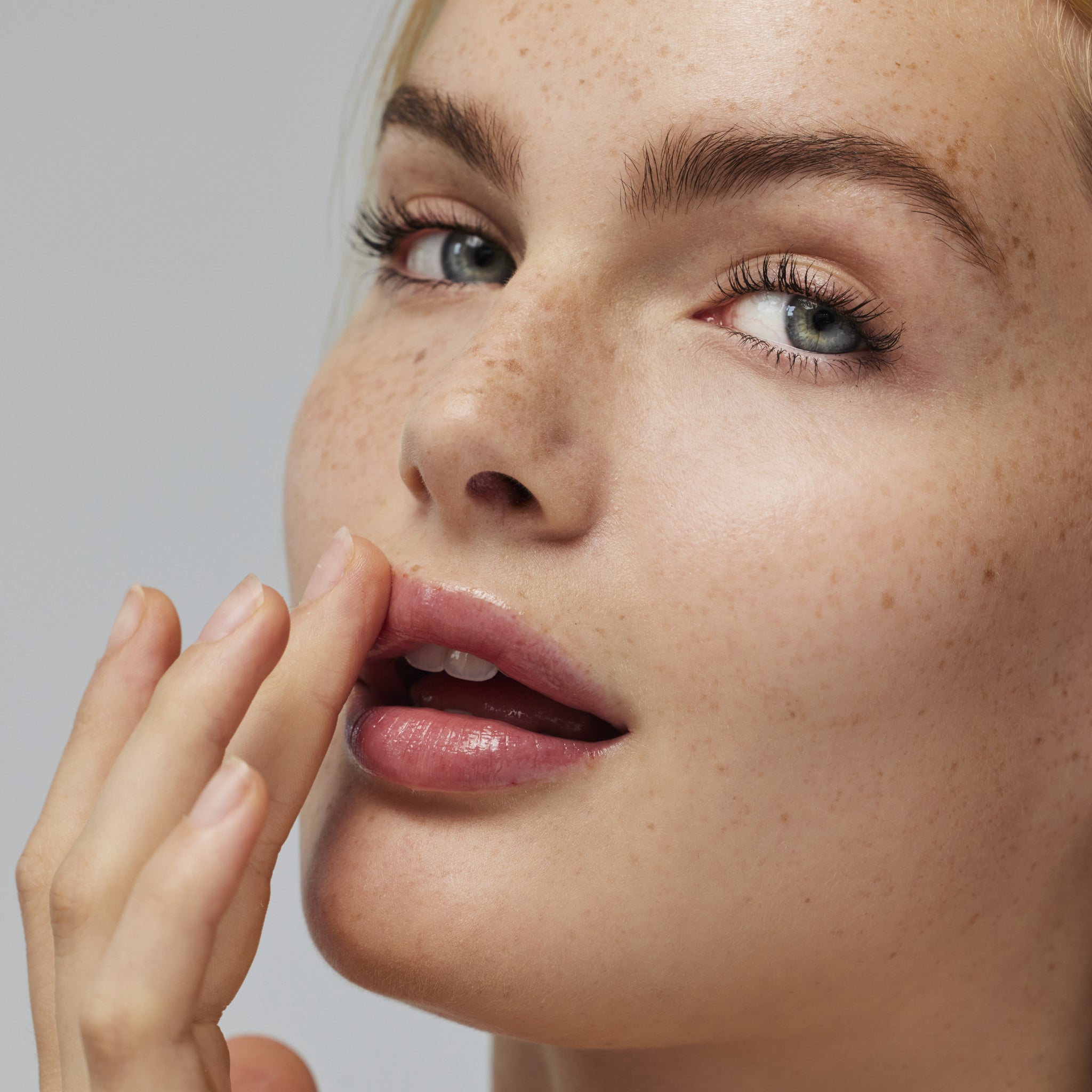 Mutha ® Pucker Lip Butter In White